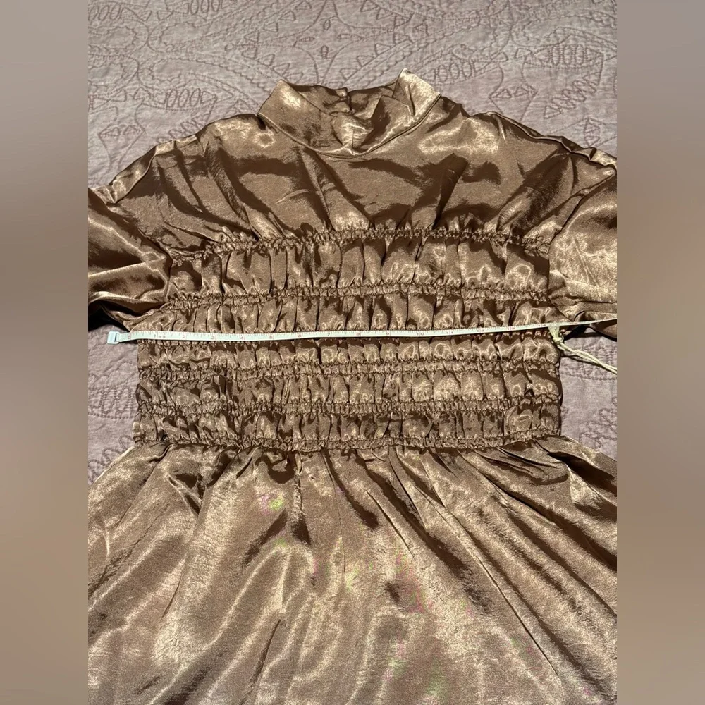 Elegant Metallic Long Sleeve Dress - Picture 6 of 15